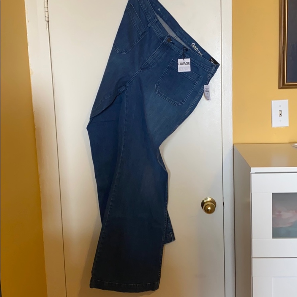 Gap Authentic Flare NWT